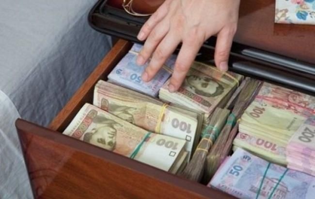 Службовець з Рівненщини обікрав бюджет на понад 3 мільйони гривень - КРАПКА